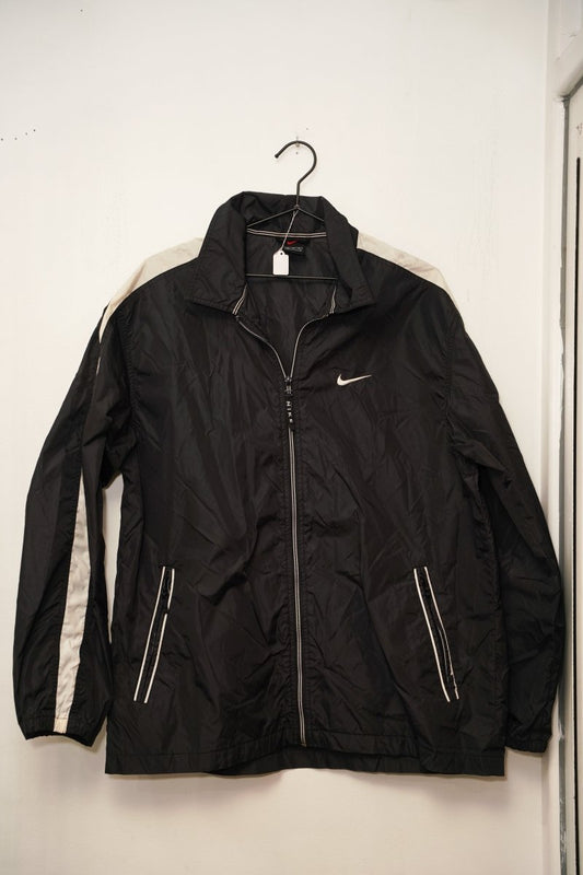 Vintage Nike Windbreaker Medium - Keep It Classic