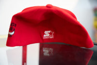 Starter Chicago Bulls red baseball cap with embroidered logo on front panel and curved bill, vintage 1990s style