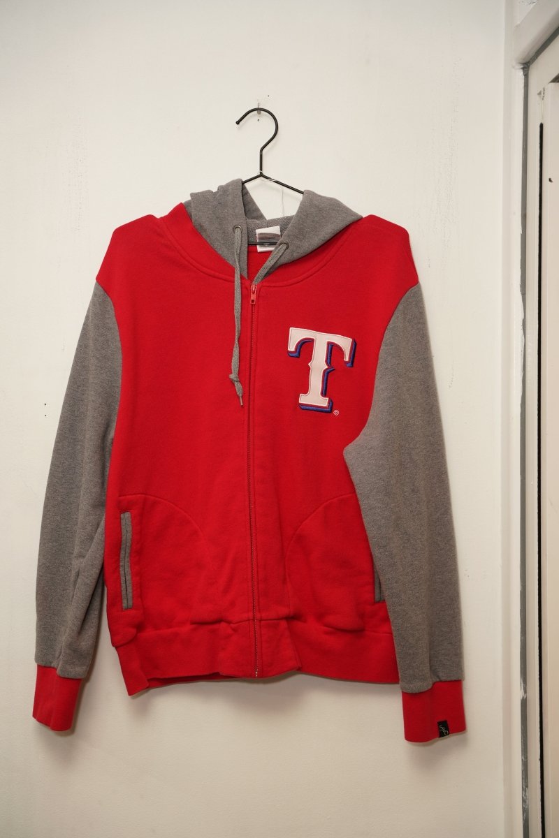 Vintage Texas Rangers Hoodie - Keep It Classic