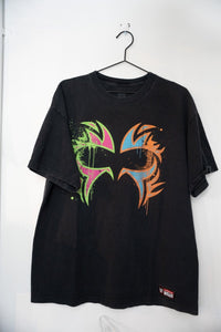 WWE The Usos "Play Hard in The Paint" authentic wear t-shirt in size XL with printed graphic design on black cotton fabric